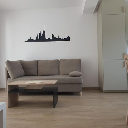 קרקוב Near The Airport- Apartments מראה חיצוני תמונה