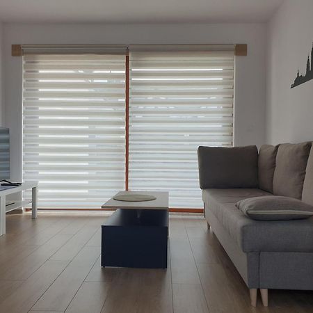 קרקוב Near The Airport- Apartments מראה חיצוני תמונה