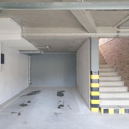 קרקוב Near The Airport- Apartments מראה חיצוני תמונה