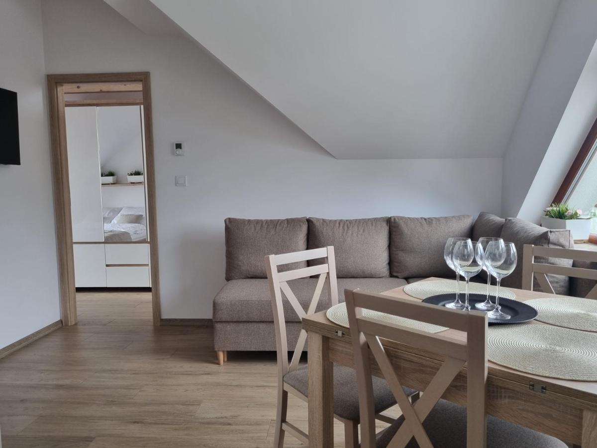קרקוב Near The Airport- Apartments מראה חיצוני תמונה